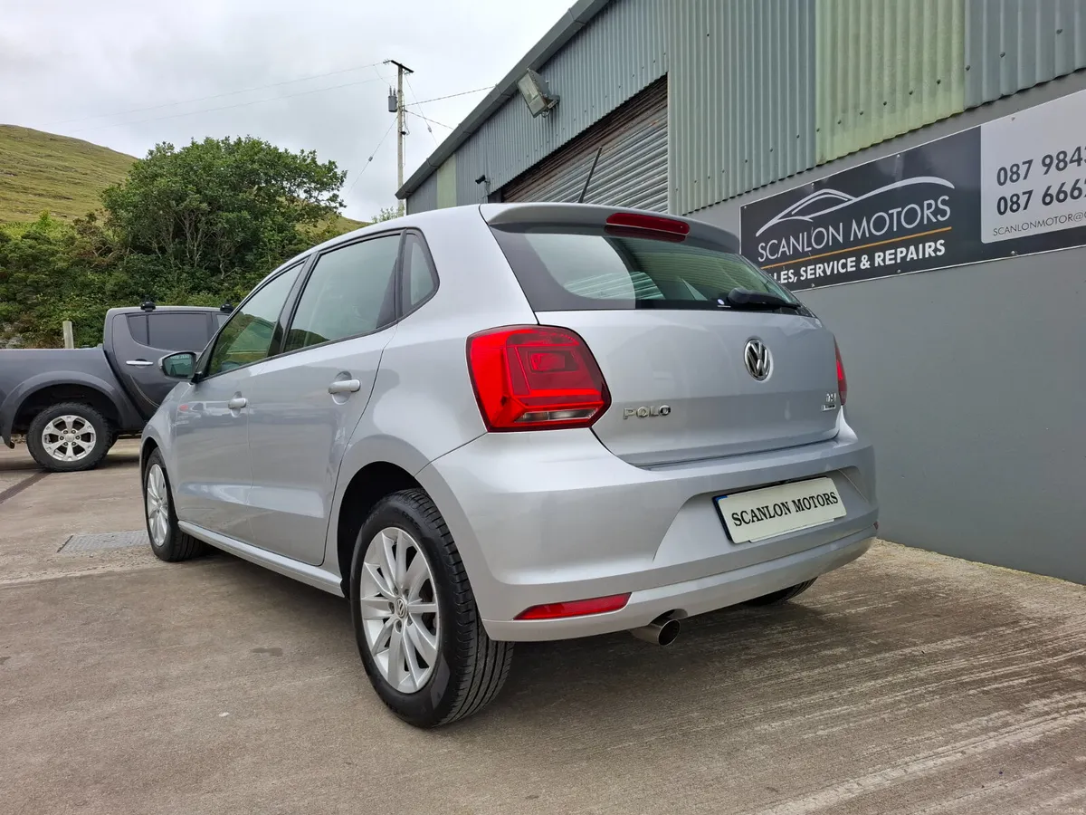 142Volkswagen Polo 2014 Automatic - Image 3