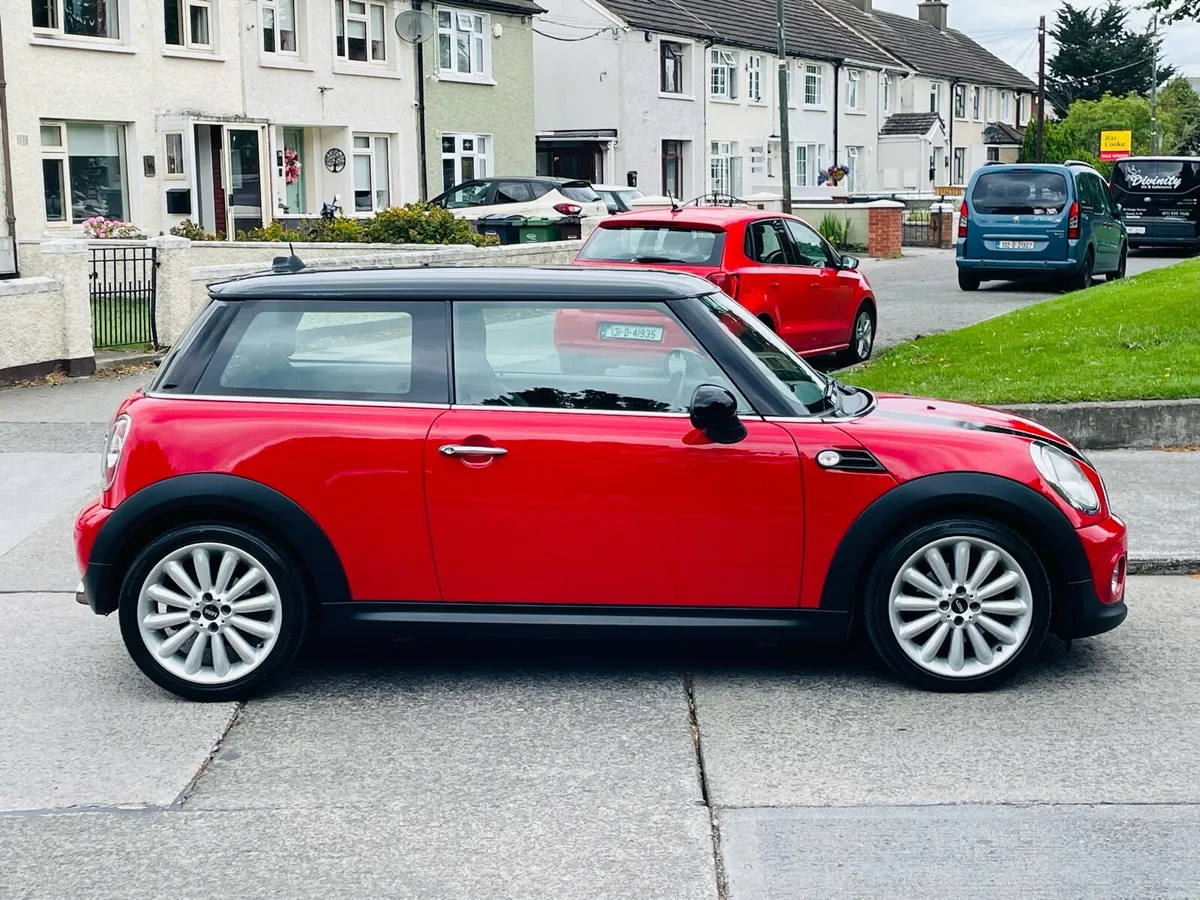Mini Cooper D auto - Image 2