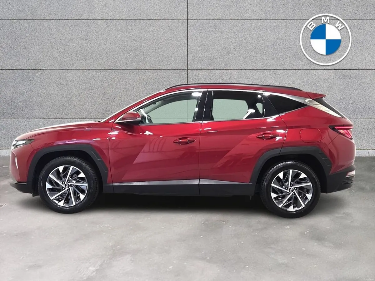 Hyundai Tucson 2WD Executive Plus - Image 4