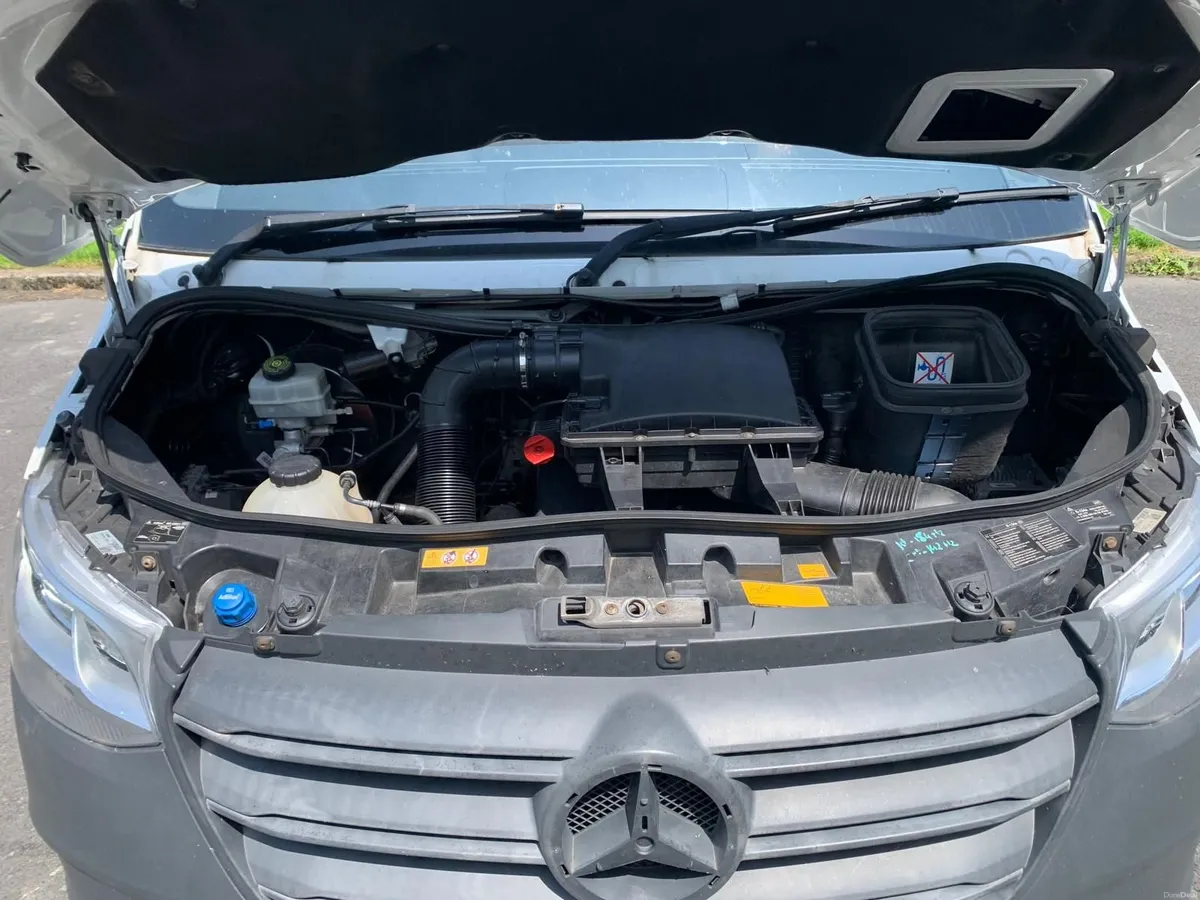 Mercedes-Benz Sprinter 2020 - Image 2