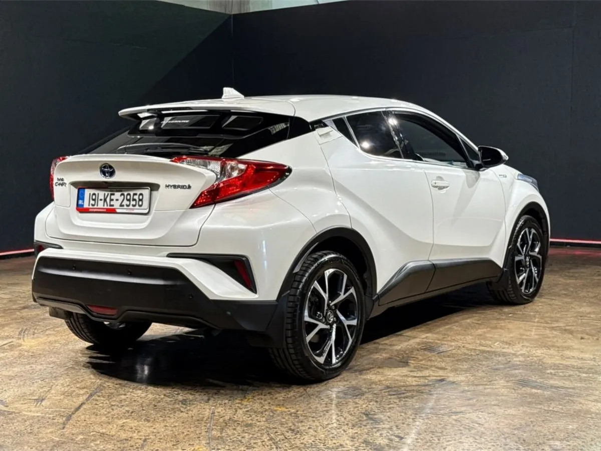 Toyota C-HR Hybrid Sport 4DR Auto - Image 4