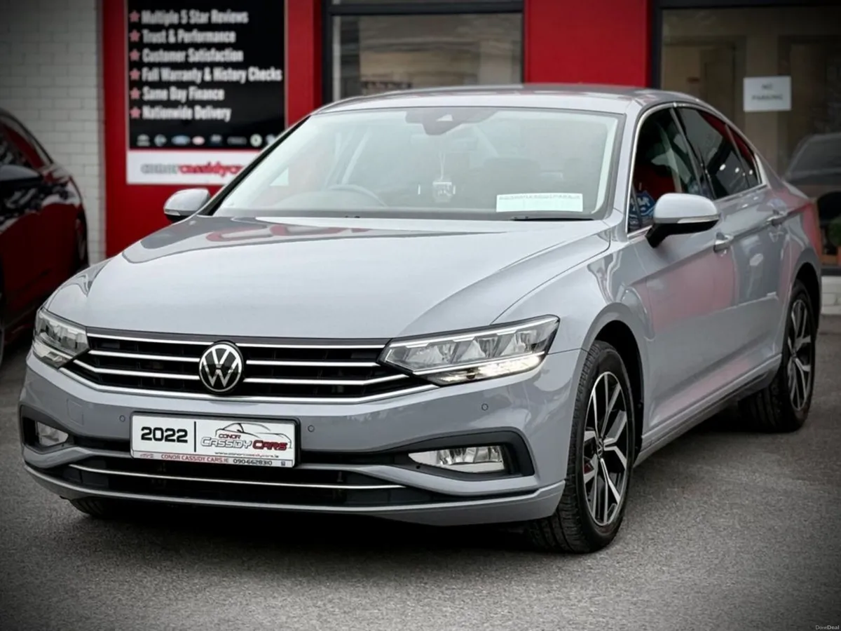 Volkswagen Passat SEL TDI // MOONSTONE GREY // FUL - Image 3