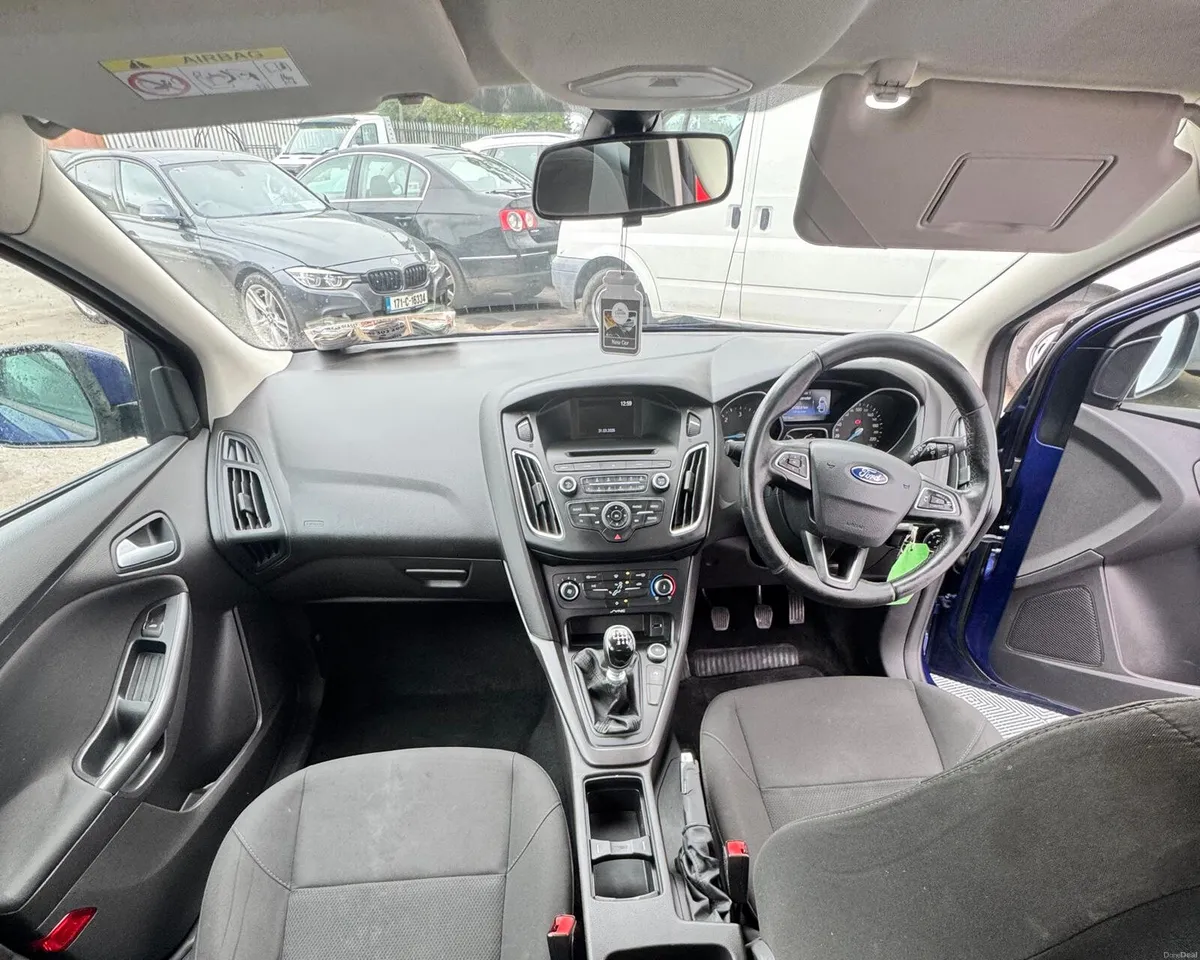 Ford Focus 1.6tdci 2015 - Image 4