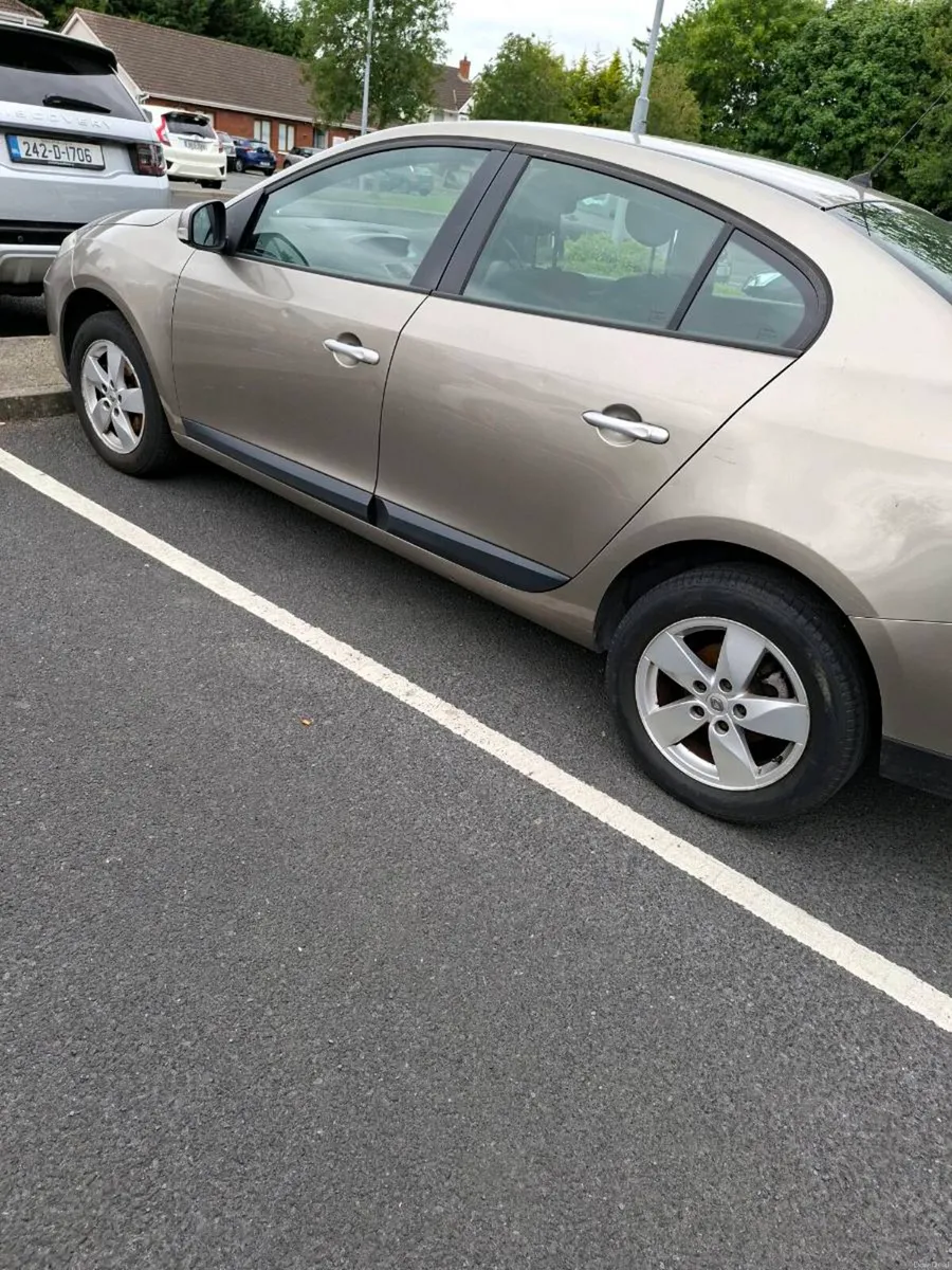 Car - Image 4