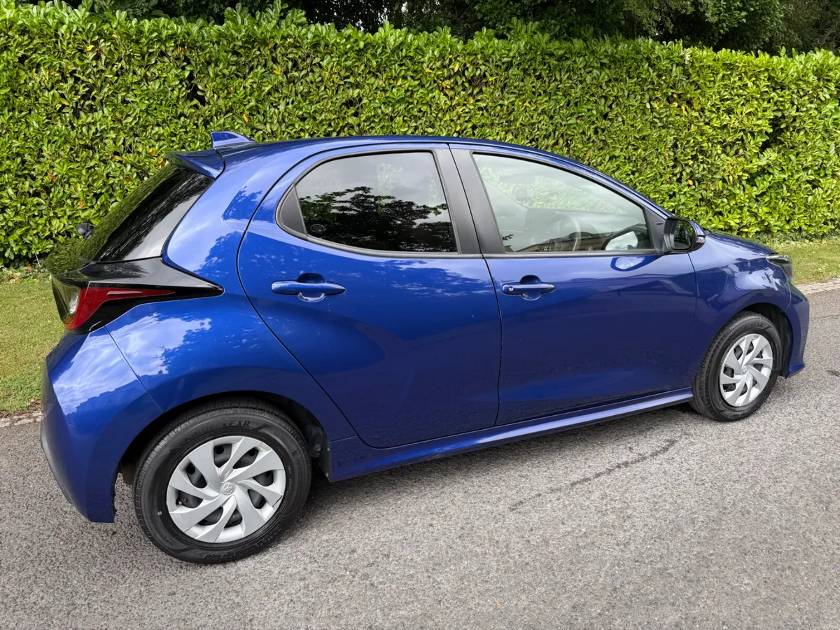 2021 Toyota Yaris Hybrid Automatic – Low Mileage - Image 3