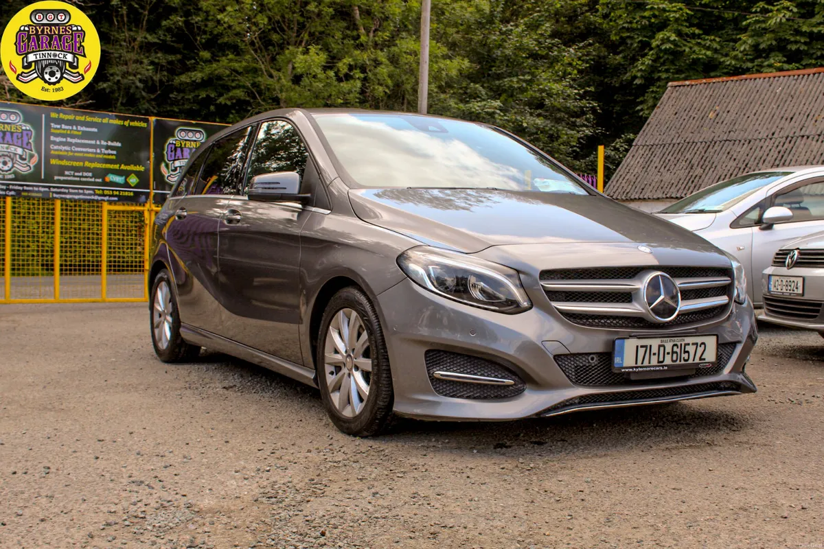 Like New Low MLS Auto Mercedes B180 - Image 2