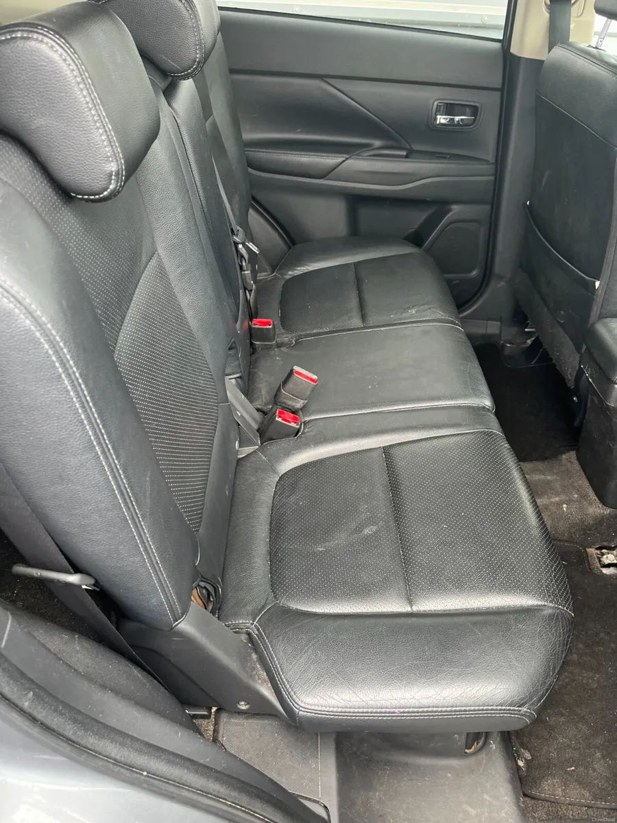 Mitsubishi Outlander 7 Seater 2014 Trade Sale - Image 6