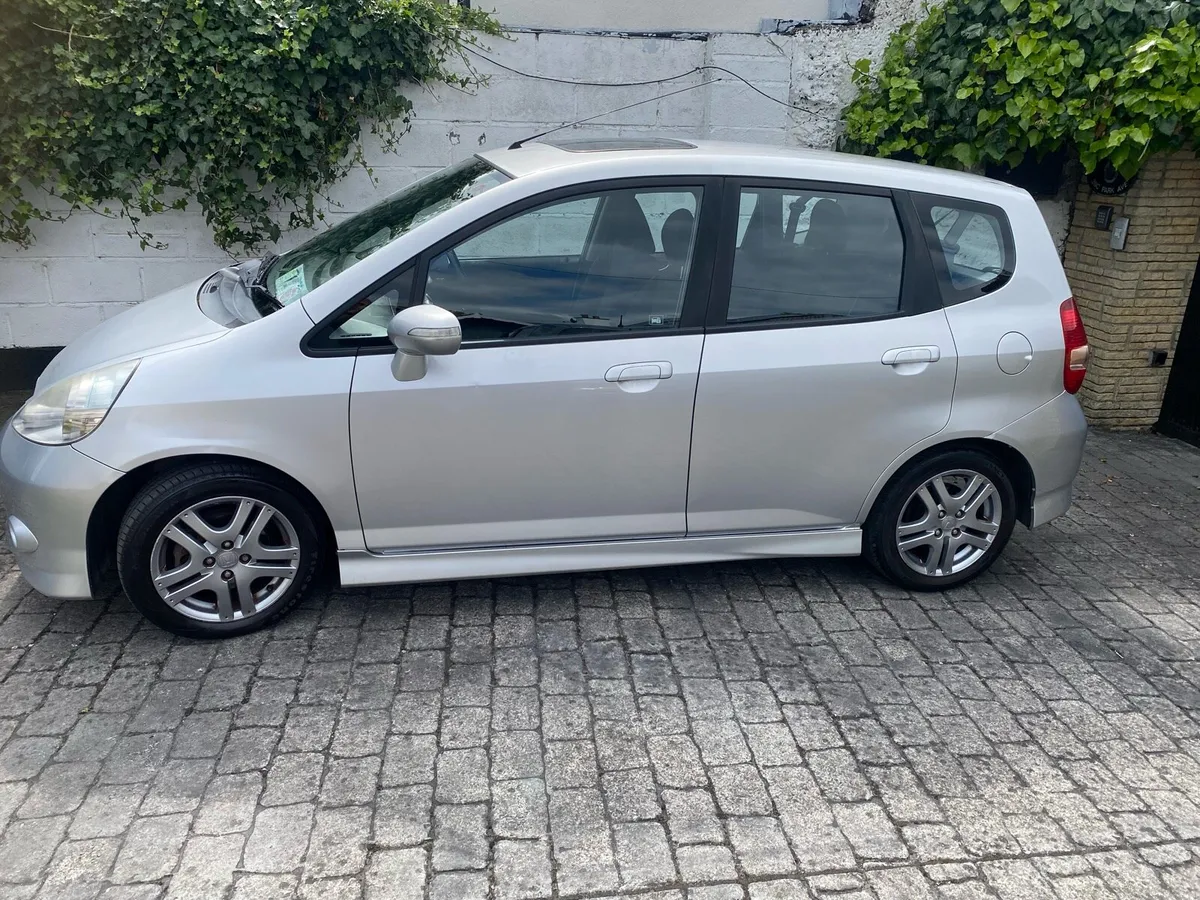 Honda Jazz - Automatic - Irish car - v. low milage - Image 1