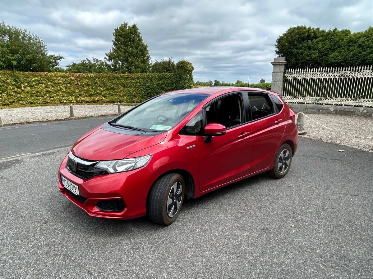 HondaFit Hybrid - 111K km - NCT 06/28 - JAP Import - Image 4