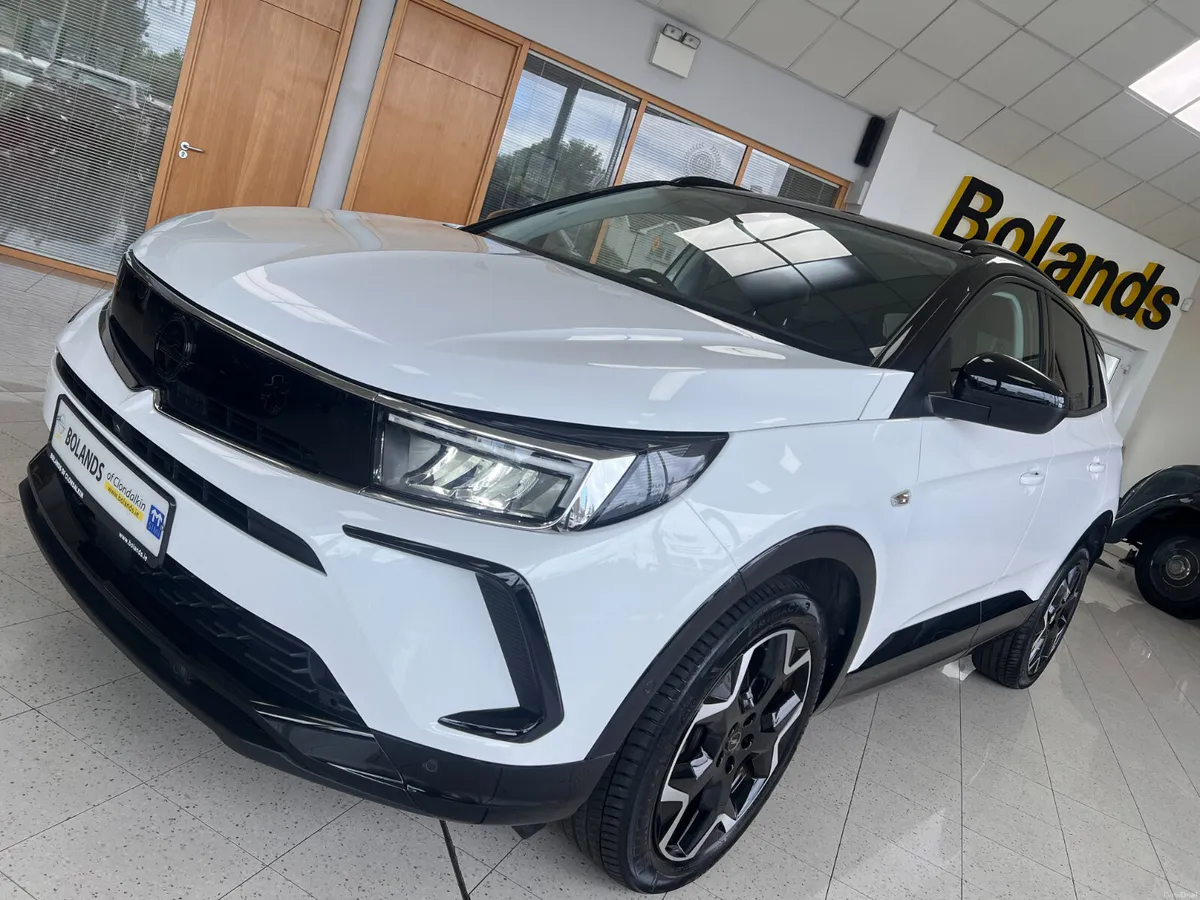 Top Spec Automatic GS Only 9,500 Twin Tone Opel Gr - Image 1