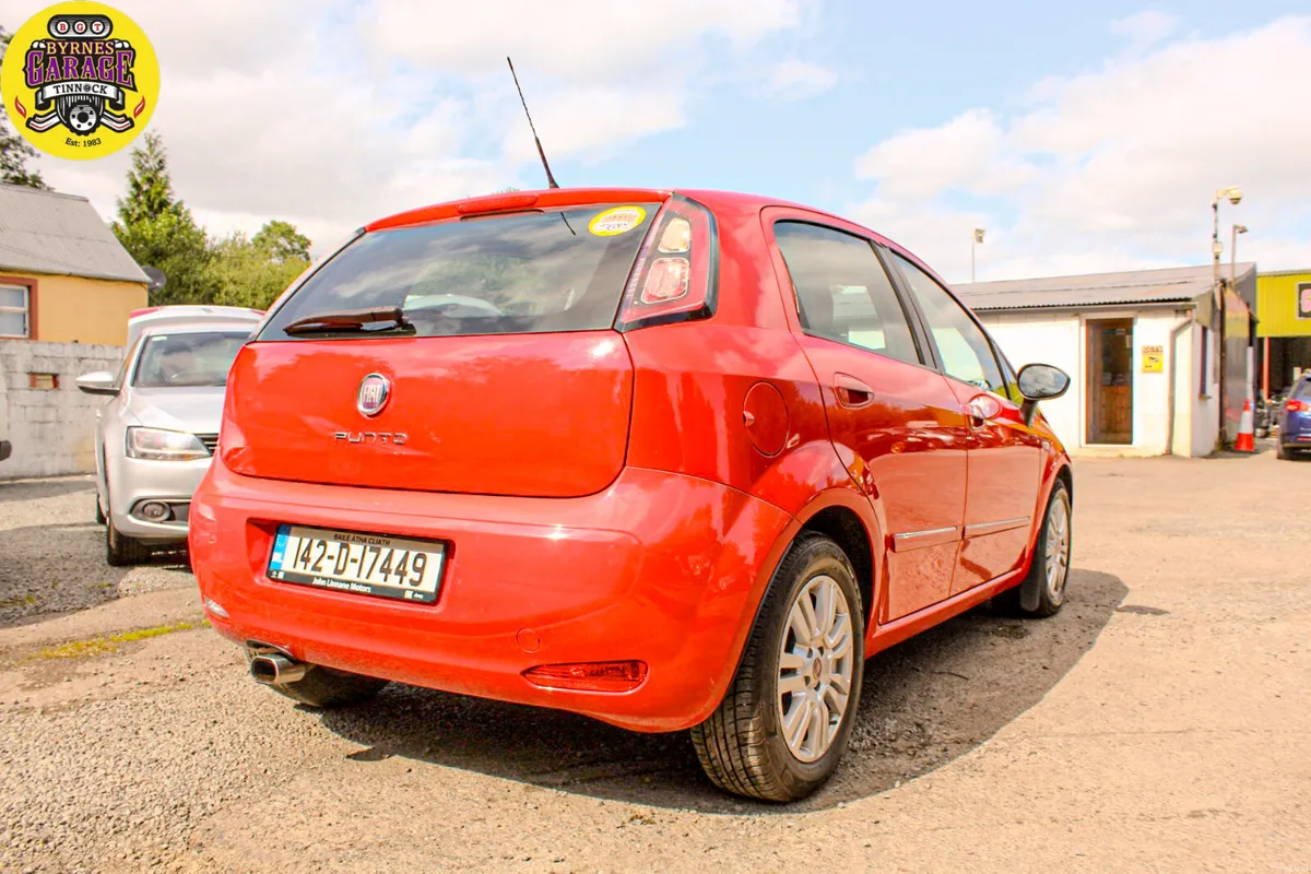 Stunning Low Mileage Fiat Punto NCT Tax Warranty - Image 4
