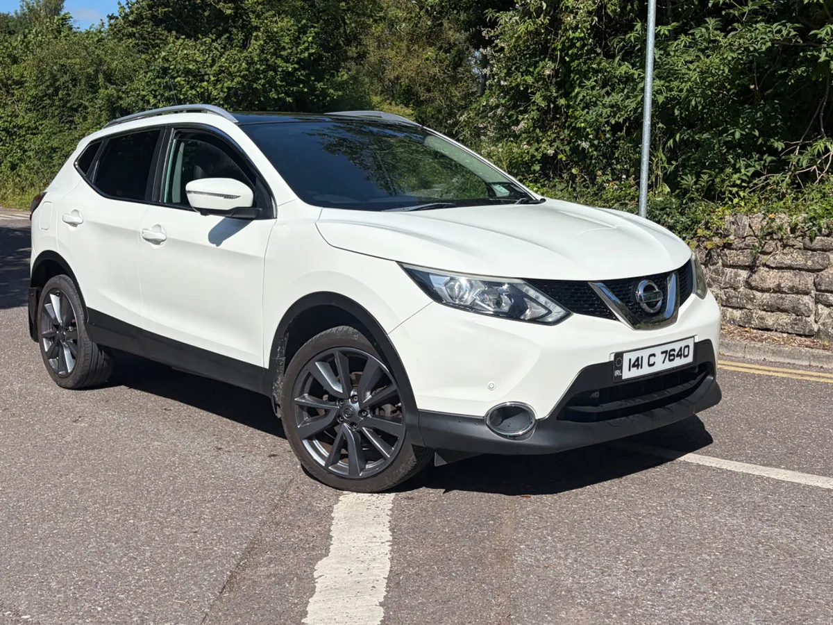 Nissan Qashqai 2014 *TOP SPEC LOW MILEAGE - Image 1