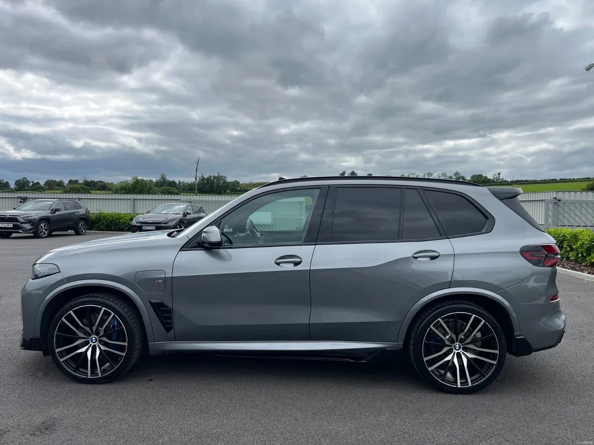 2025 BMW X5 XDrive 50E M Sport PHEV 3.0 Auto - Image 6