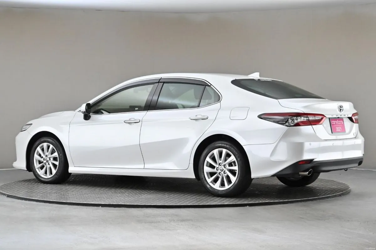 Toyota Camry 2.5 HYBRID **REVERSE CAM**PEARL PAINT - Image 6
