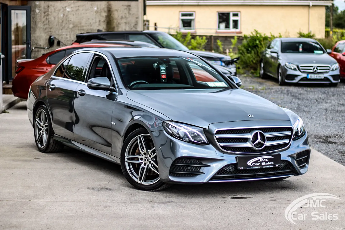 2019 MERCEDES BENZ E220D AMG LINE - Image 4