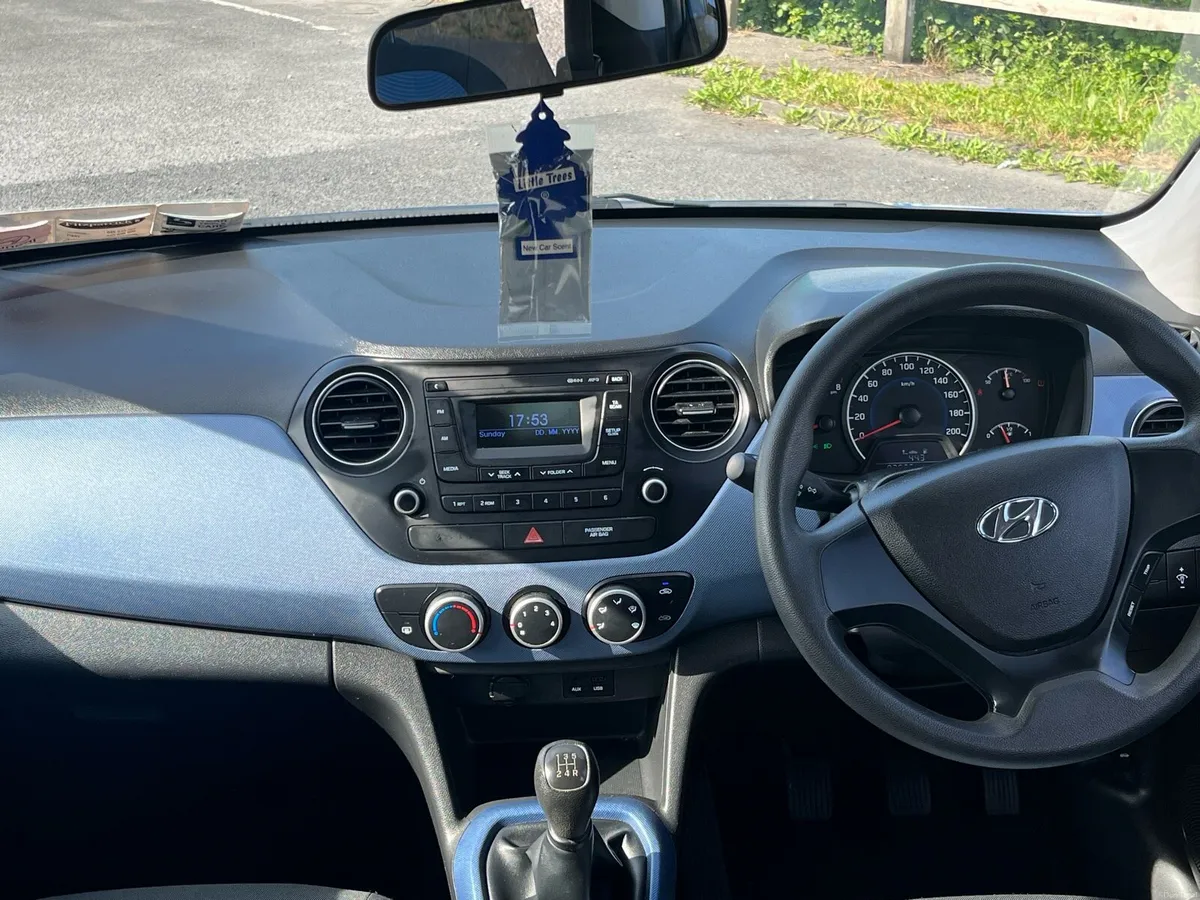 Hyundai i10 1 litre petrol manual NCT may 2028 - Image 5