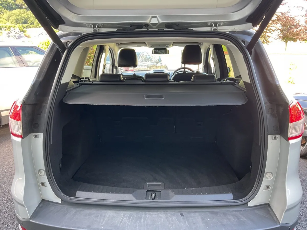 Ford Kuga 2016 - Image 3