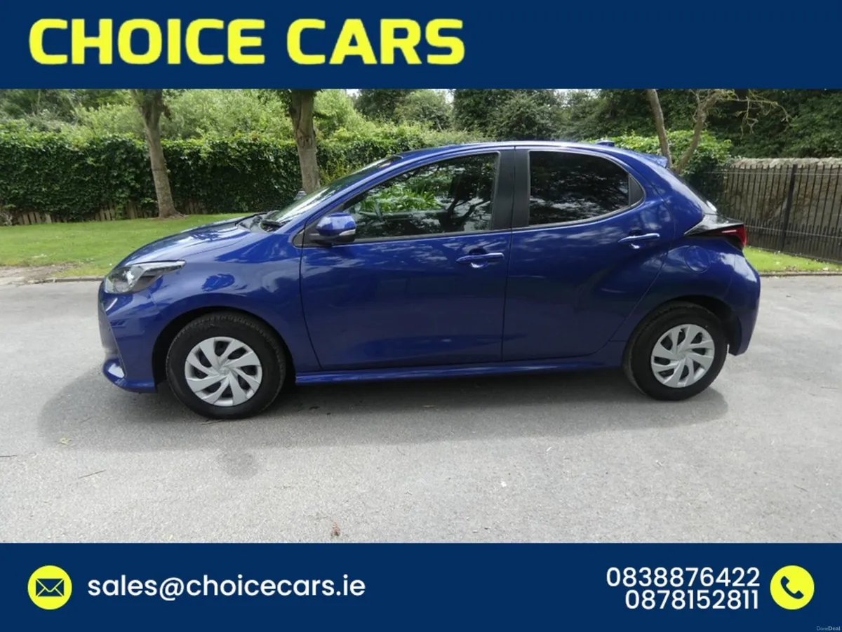 Toyota Yaris 1.5 AUTO HYBRID PARK SENSORS - Image 3