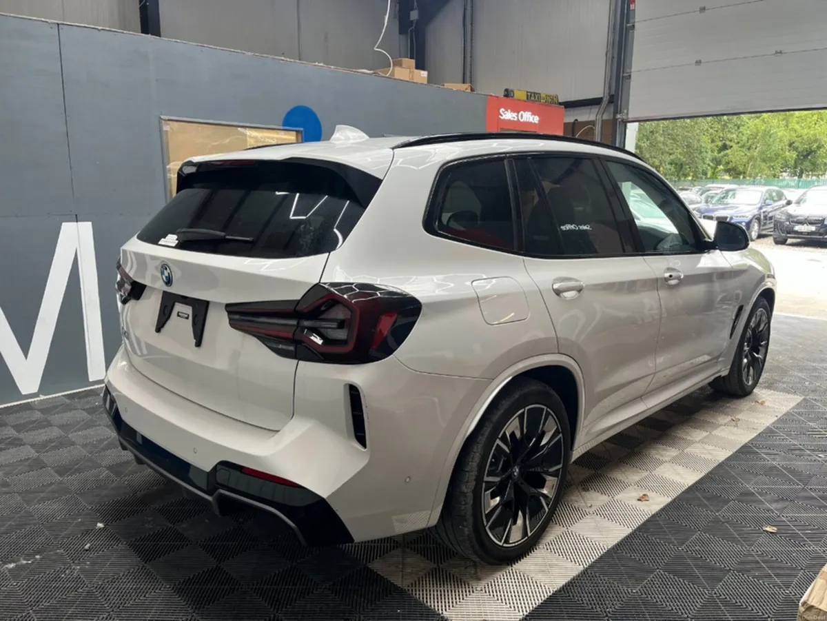 BMW iX3 2023 BMW IX3 M-SPORT AUTOMATIC / CRUISE CO - Image 2