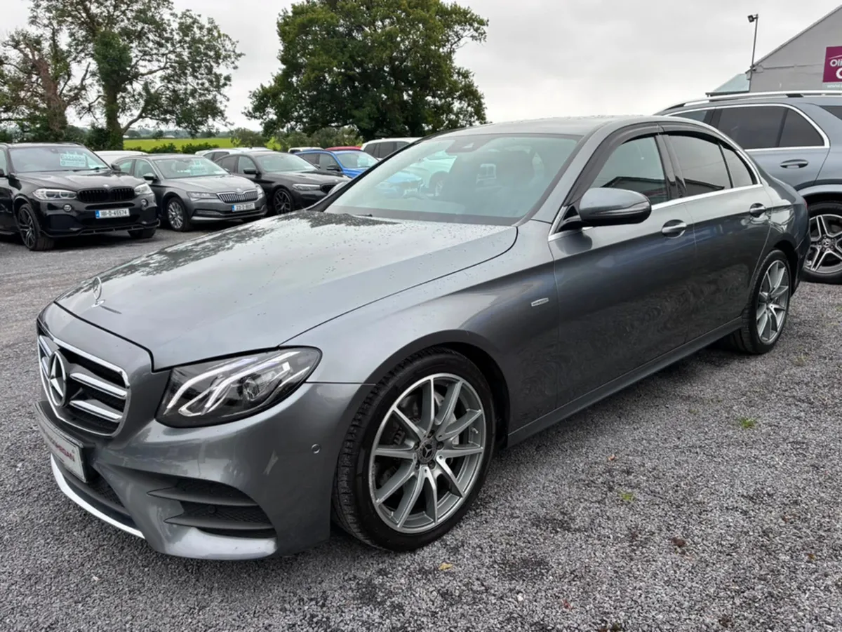 Mercedes-Benz E-Class E220 D AMG LINE EDITION AUTO - Image 4