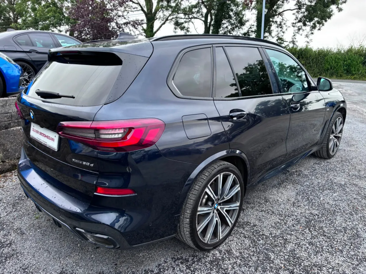 BMW X5 M SPORT (7 SEATER) 30D XDRIVE AUTO (SKY LOU - Image 2