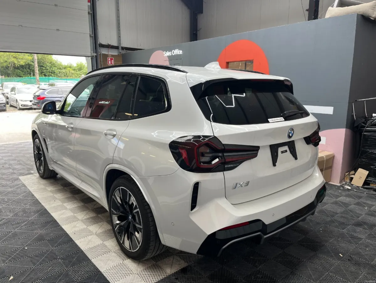 BMW iX3 2024 BMW IX3 M-SPORT 2.0 AUTOMATIC / CRUIS - Image 4