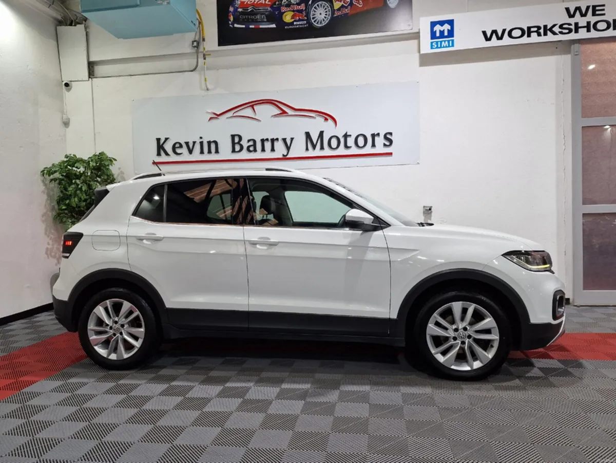 Volkswagen T-Cross 1.0TSi STYLE 115BHP 6 SPEED MAN - Image 4