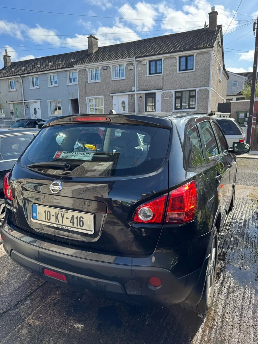 Car - Image 2