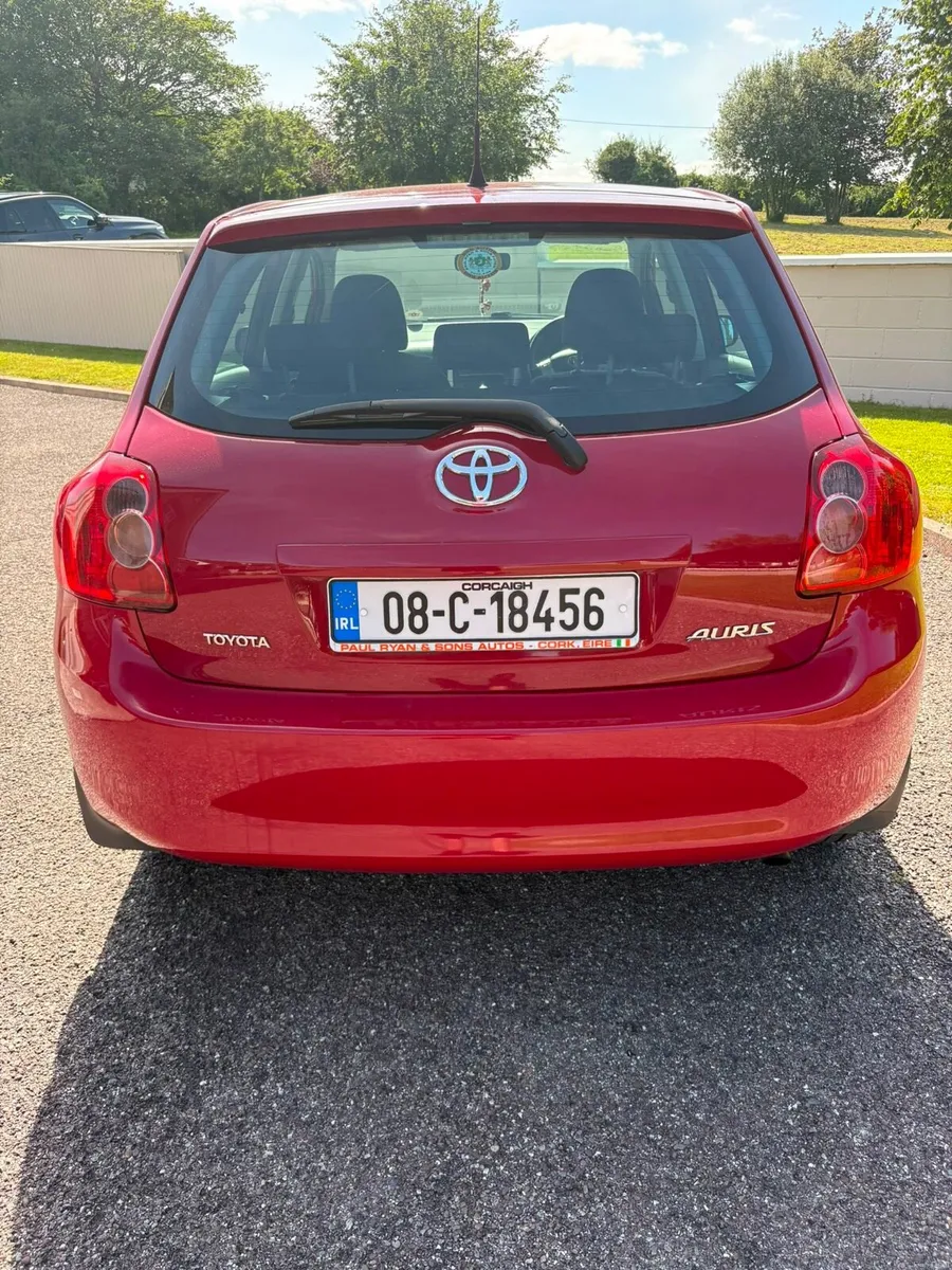 TOYOTA AURIS - Image 4