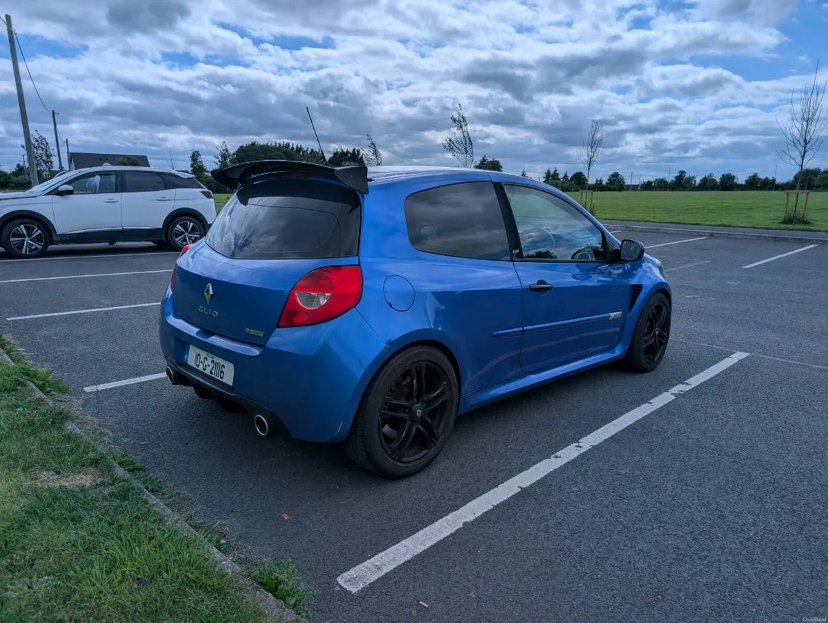 Renault Sport Clio III RS 200 CUP - Image 2