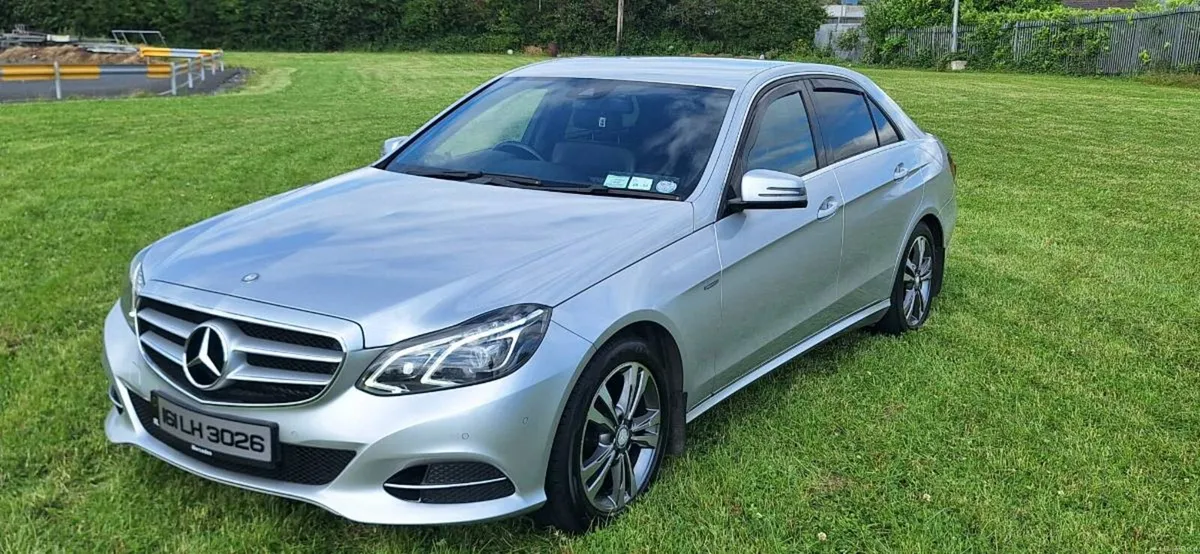 Car - Image 3