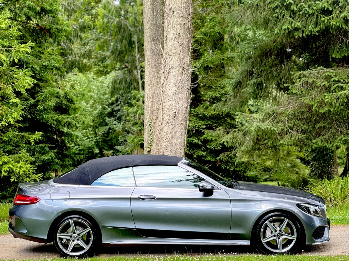 C220 D AMG PREMIUM CONVERTIBLE * LOW KMS * - Image 4