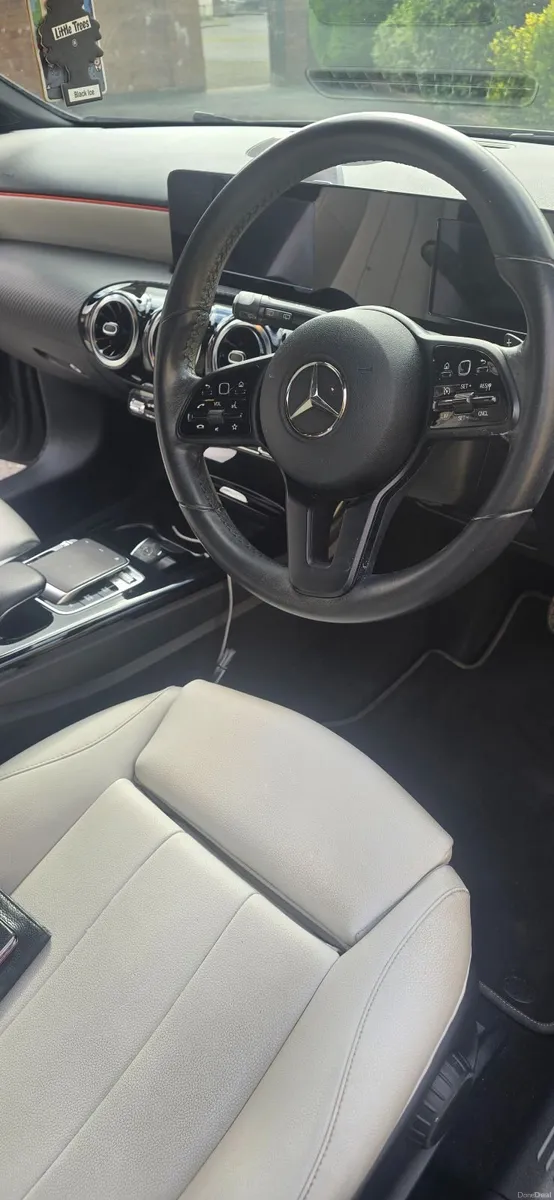 Mercedes-Benz A-Class 2019 - Image 3