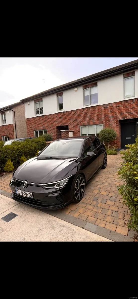 Volkswagen Golf 2.0 TDI 150 R-Line 5dr DSG - Image 1