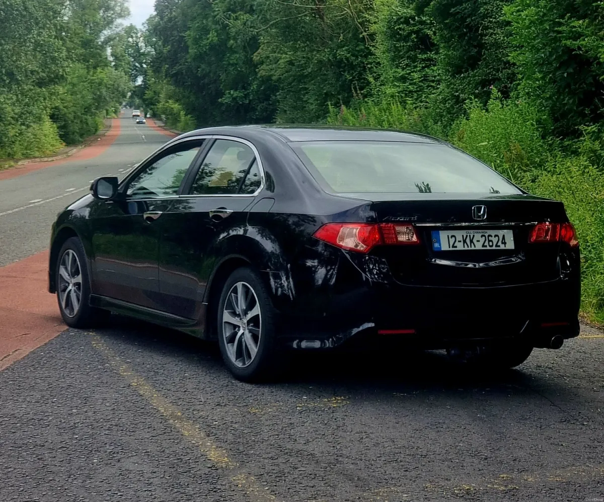 Honda Accord 2.0 vtec - Image 6