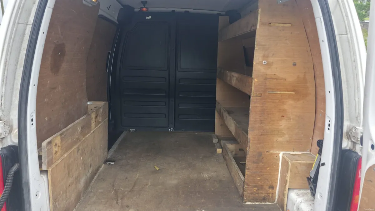 Volkswagen Caddy 2019 2 litre - Image 4
