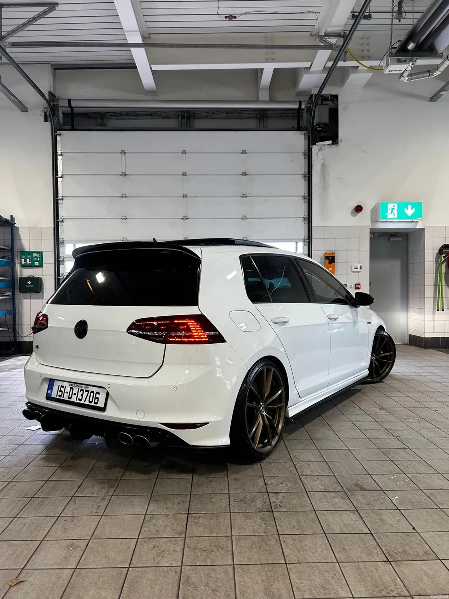 Golf R - Image 4