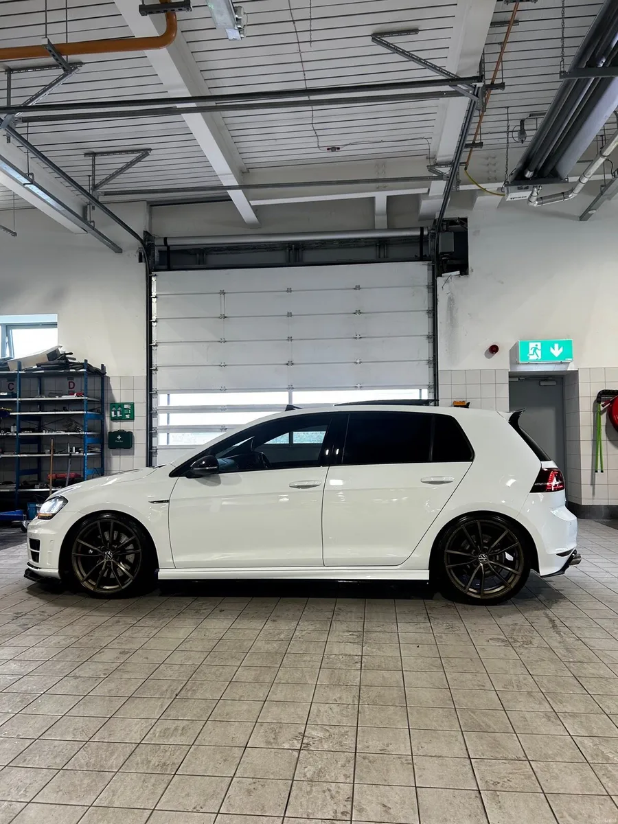 Golf R - Image 6
