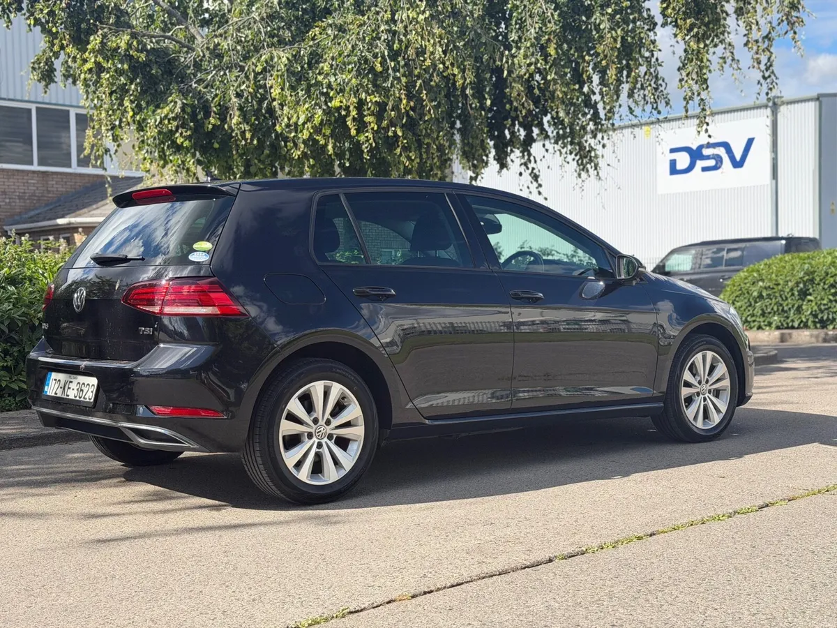 Volkswagen Golf 2017 - Image 2