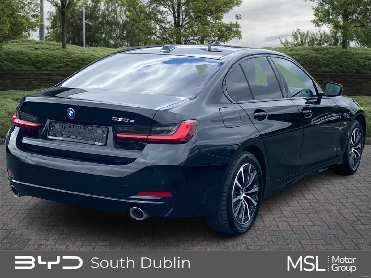 BMW 3-Series 330e Sport - Image 4