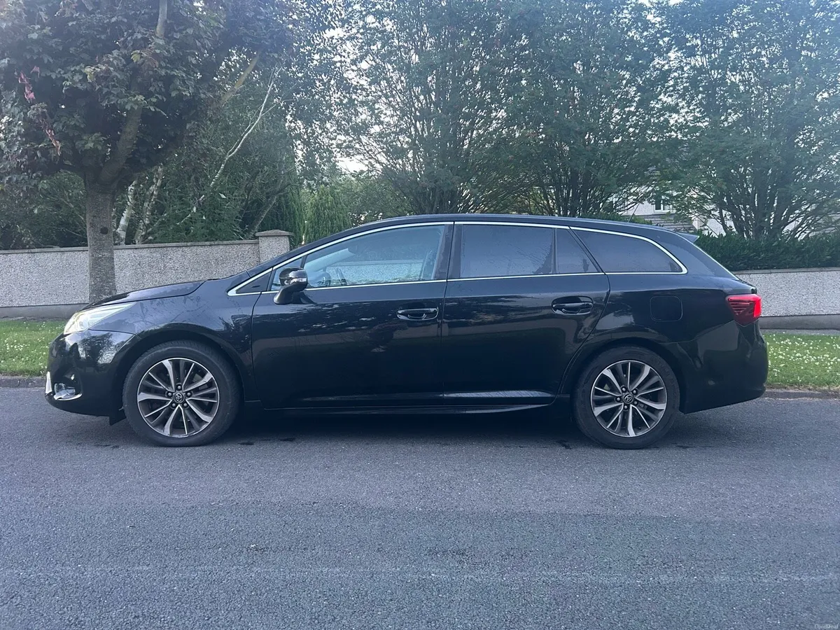 2015 Toyota Avensis - Image 5