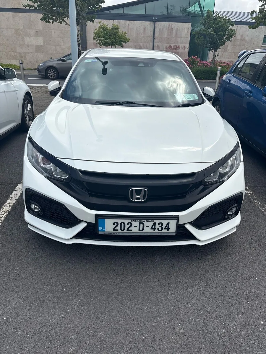 Car - Image 1