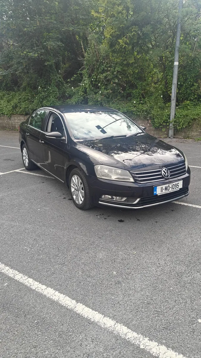 Volkswagen Passat 2011 - Image 1