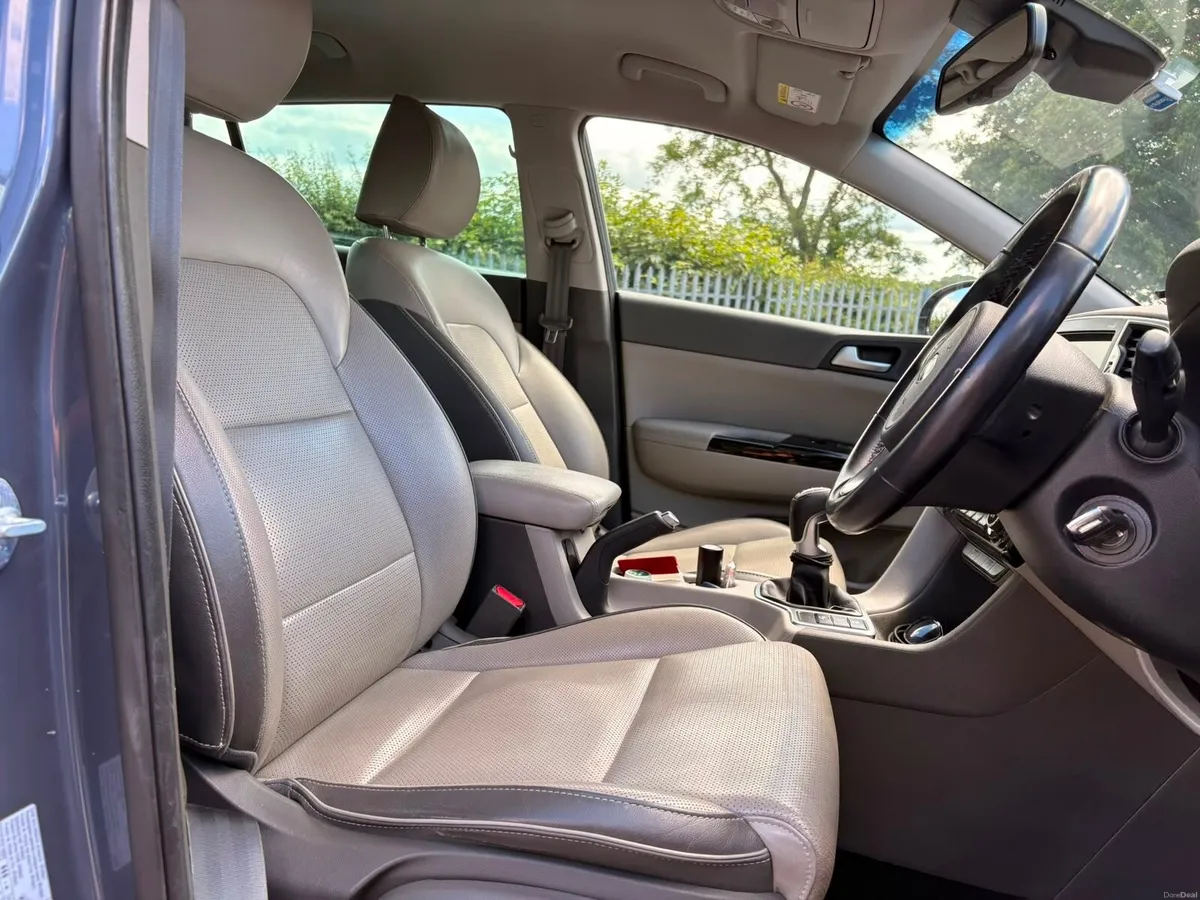 Kia Sportage 2018 - Image 2