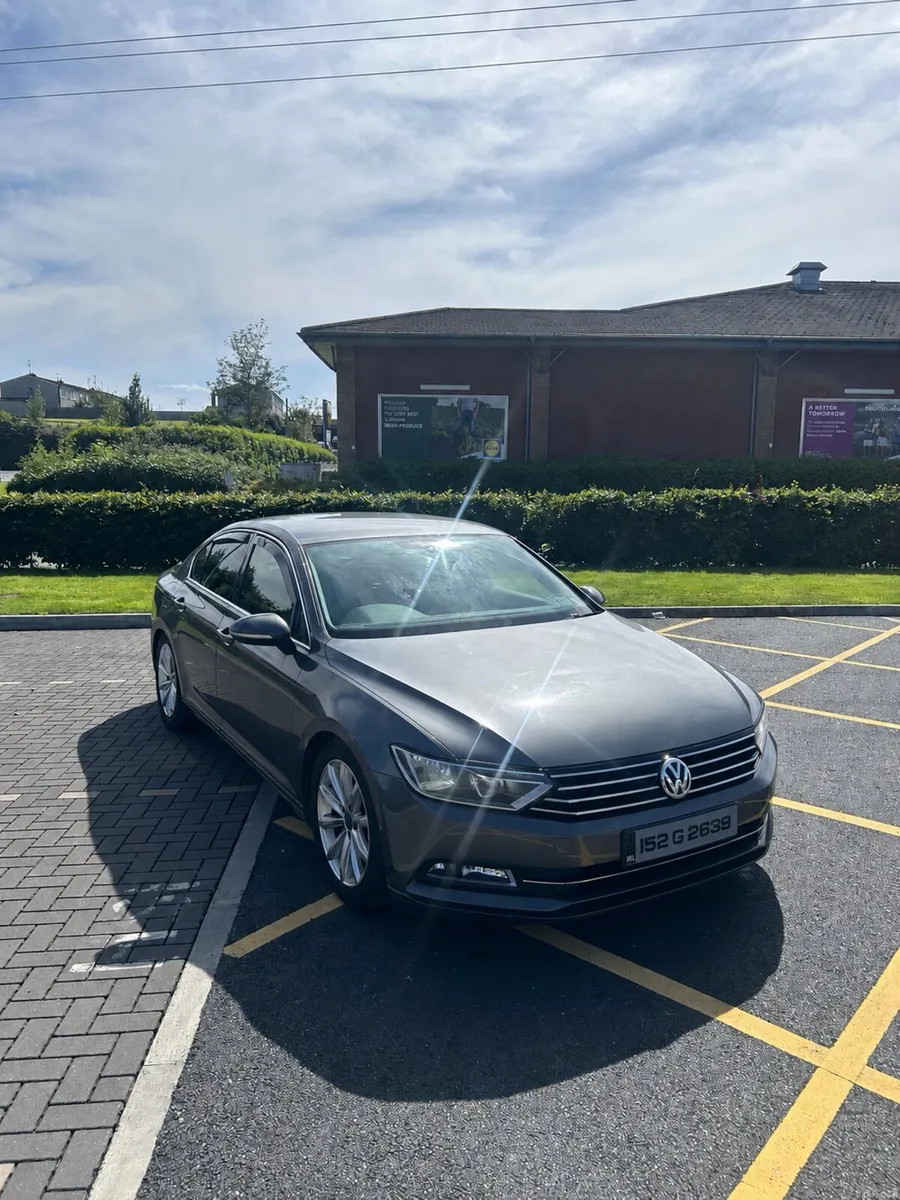 Volkswagen Passat 2015 - Image 1