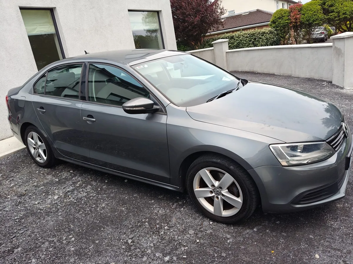 Volkswagen Jetta 2013 - Image 1
