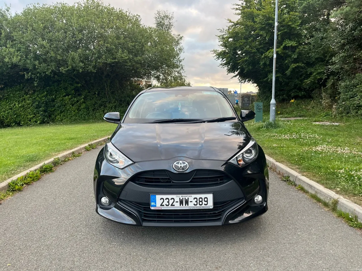 2023 Toyota Yaris - Image 4