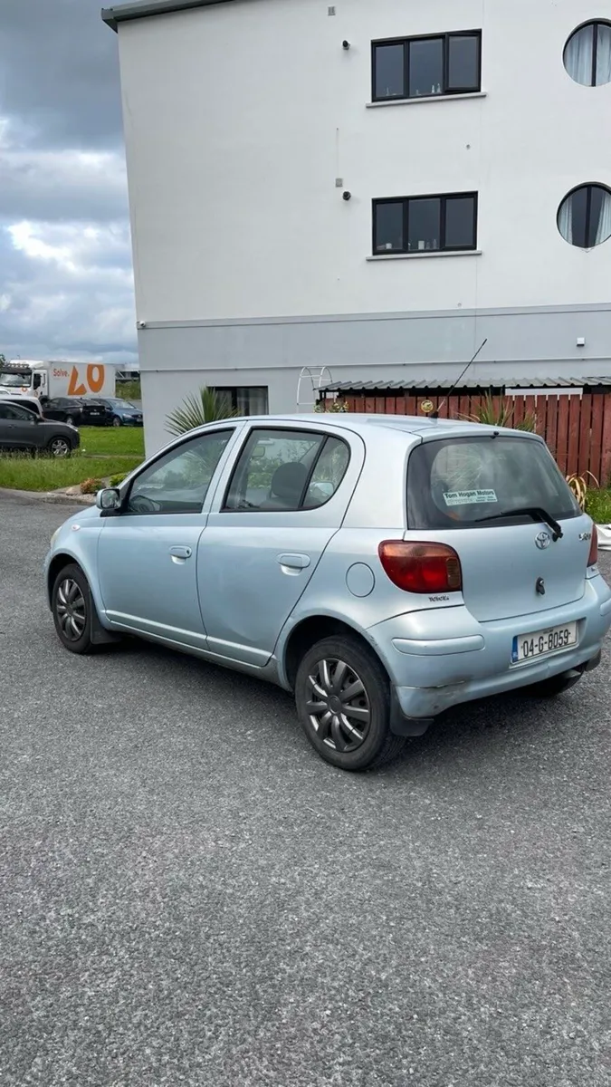 Toyota Yaris - Image 4