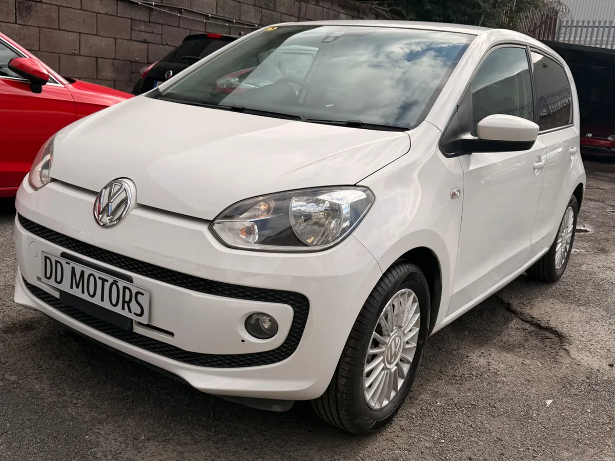 Volkswagen up 2015  1.0 Automatic - Image 1