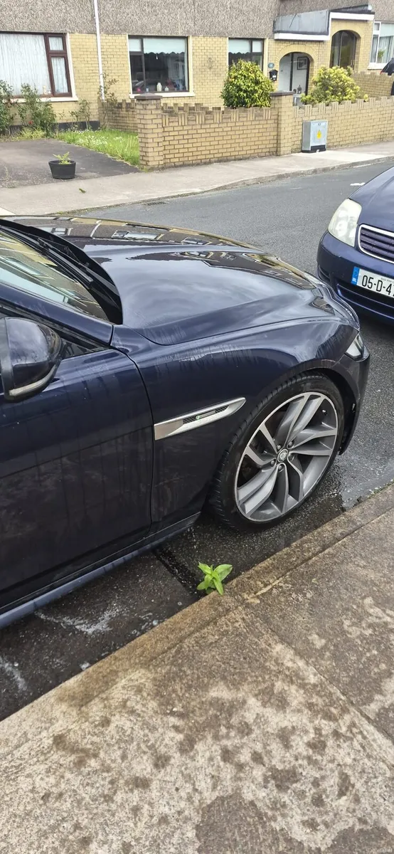 2017 Jaguar XE R-Sport/ Requires work - Image 5